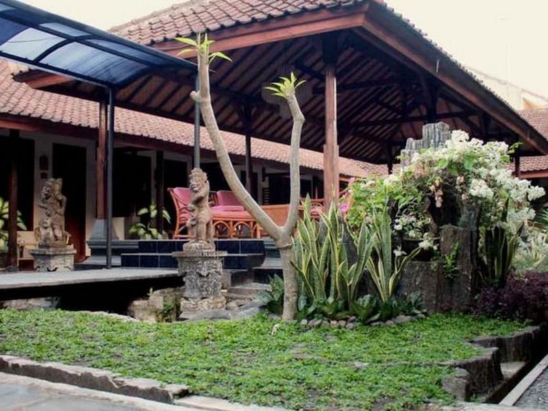 Hotel Ratih Mataram Ngoại thất bức ảnh