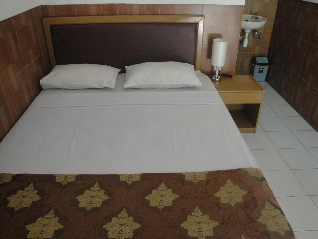 Hotel Ratih Mataram Phòng bức ảnh